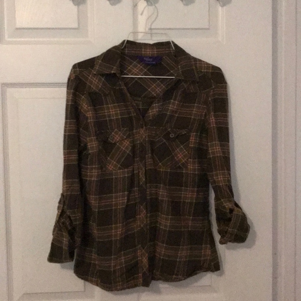 Earth tones soft flannel shirt 😊